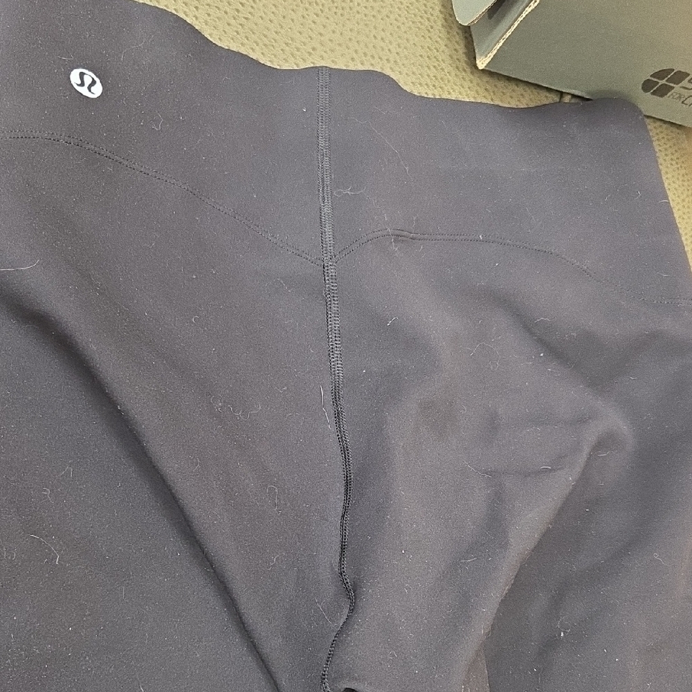 Lululemon Classic Black Leggings-EUC - Picture 3 of 6